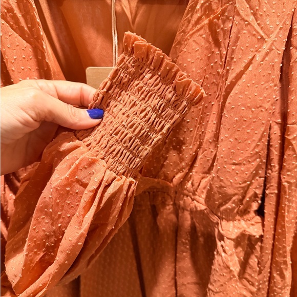 NWT blu pepper v neck women's blouse burnt orange size large - Picture 2 of 6